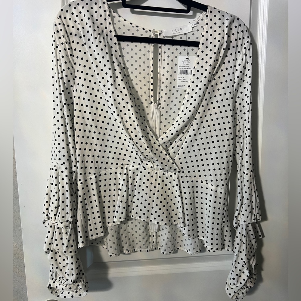 Black white polka dot top